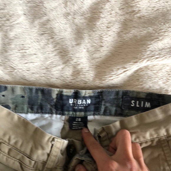 Tan pants - Picture 2 of 2